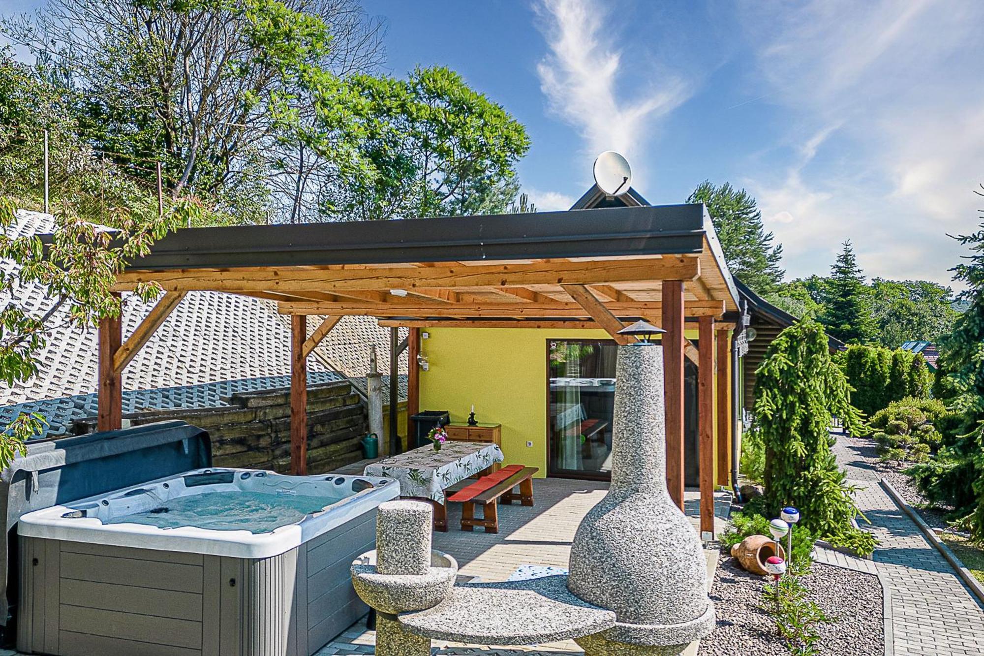 Ladybug House With Whirlpool - Happy Rentals Fokovci Dış mekan fotoğraf